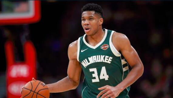  字母哥狂砍五十一分雄鹿击败凯尔特人豪取七连胜  