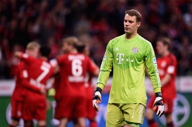  勒沃库森锋线火力全开，德甲赛场上演进球盛宴