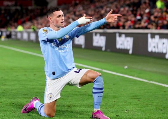  魔人布欧帽子戏法，曼城三球大胜诺丁汉森林稳居榜