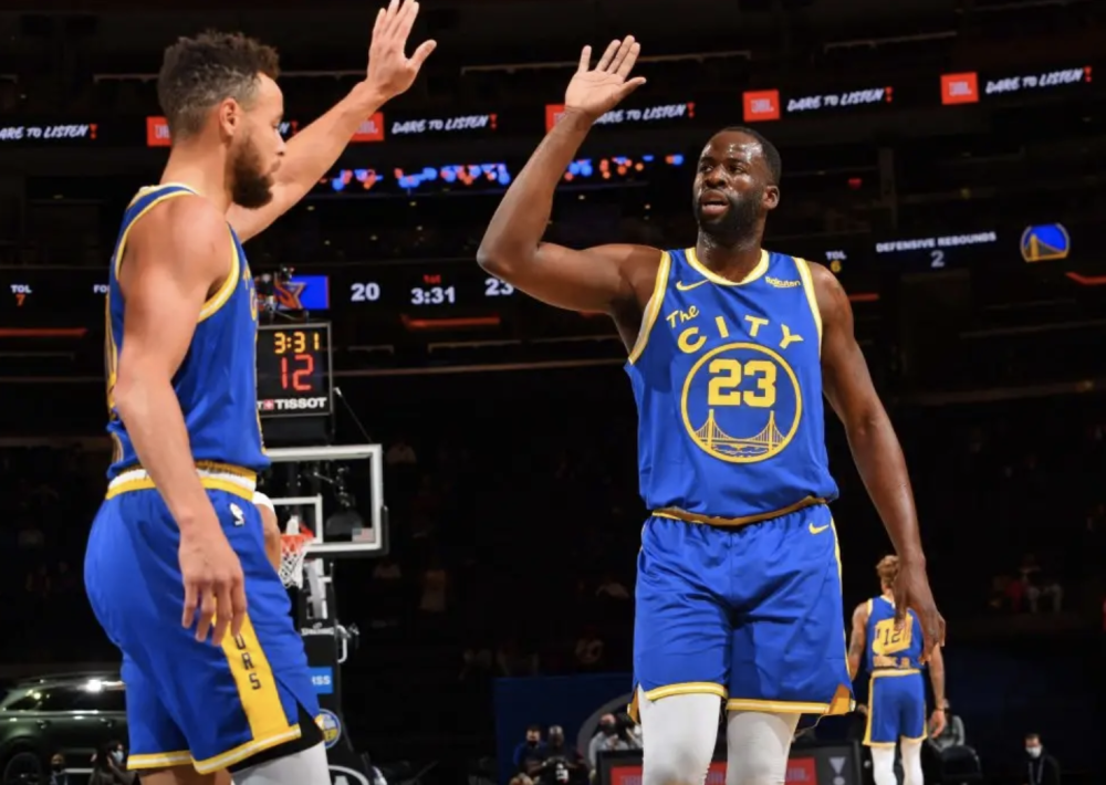  布朗森首节独得二十分，尼克斯主场力克猛龙